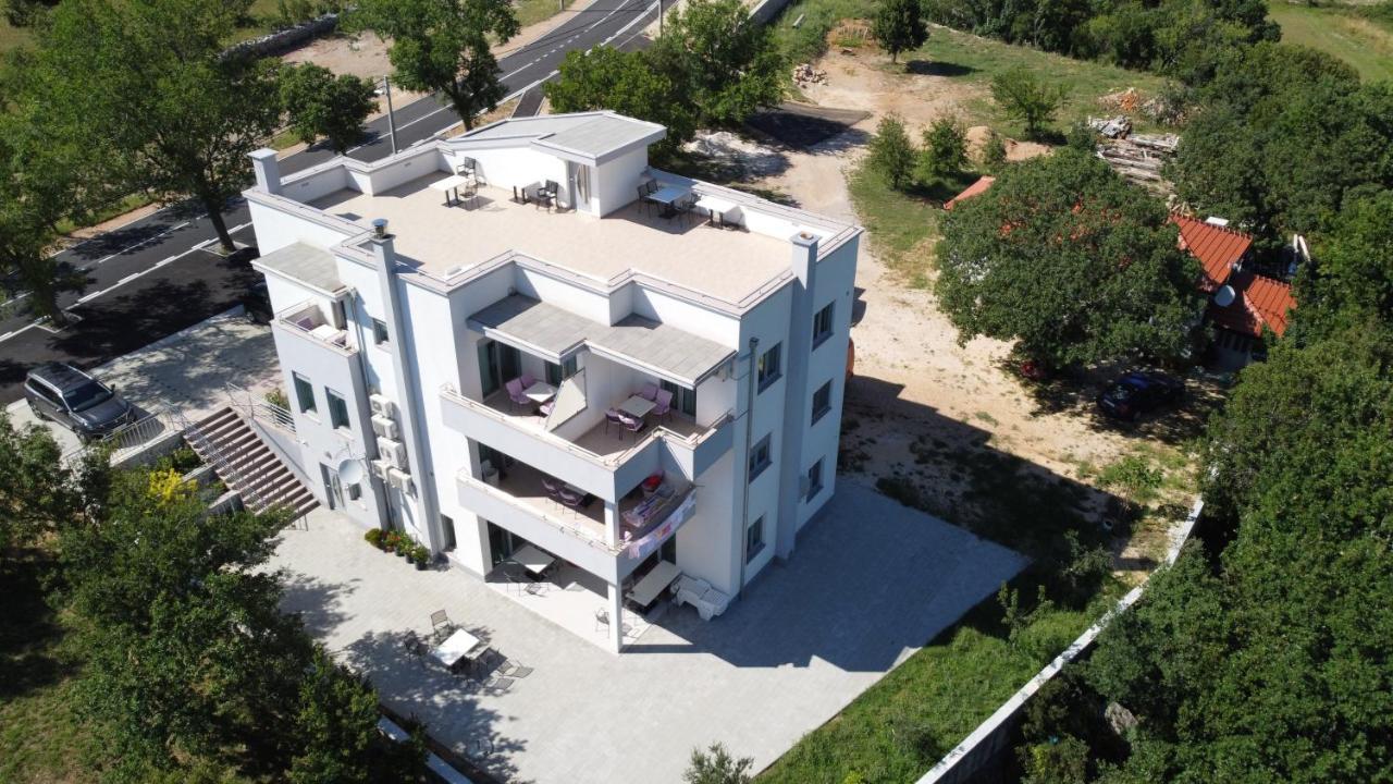 Apartment Anica Kuk Starigrad Paklenica Exterior photo