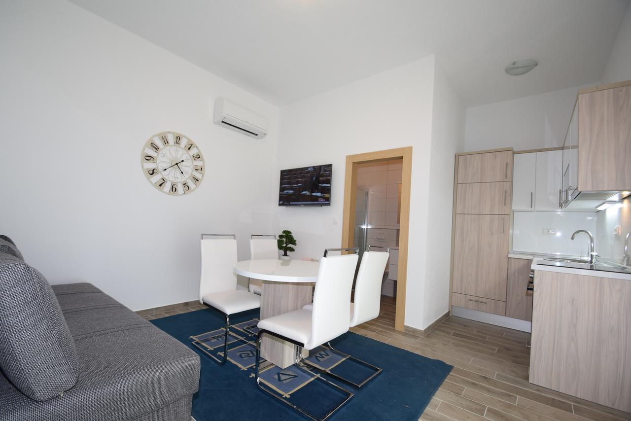 Apartment Anica Kuk Starigrad Paklenica Exterior photo